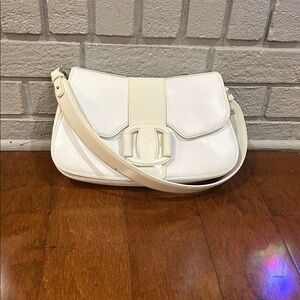 Salvatore Ferragamo White Leather Shoulder Bag with Signature Buckle